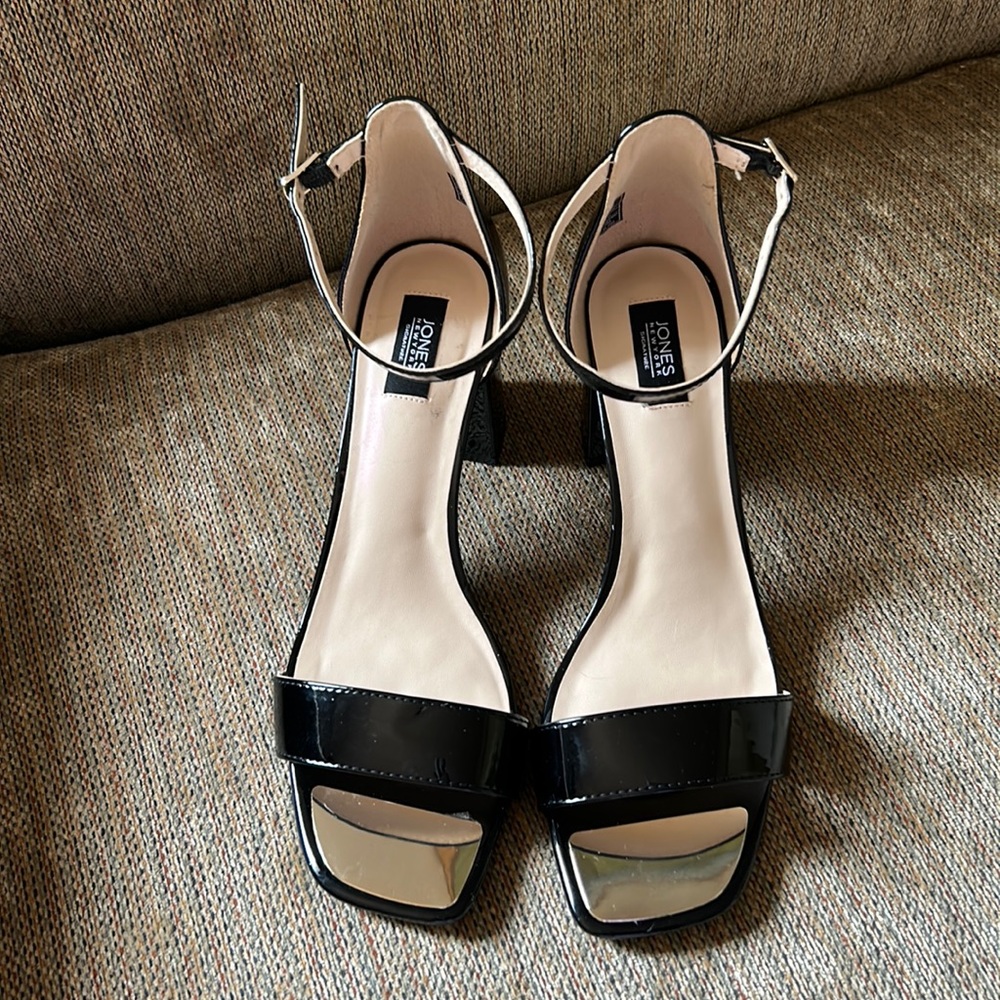 Jones New York Black Ankle Strap Sandal size 11